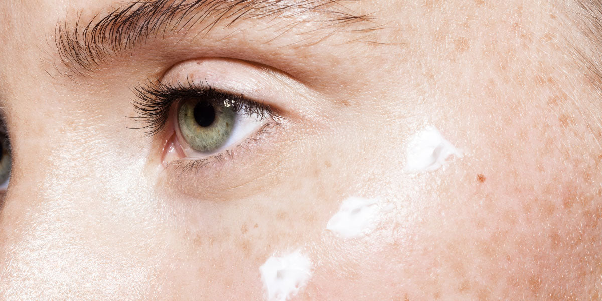 Contorno de Ojos de Aguacate y Retinol